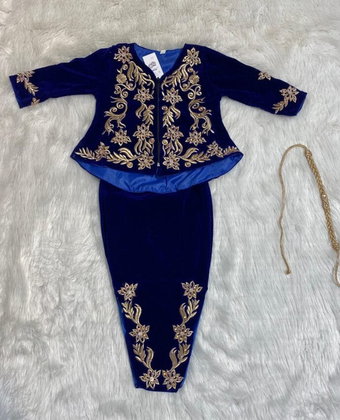 كراكو صغار طرز شعرة حرة