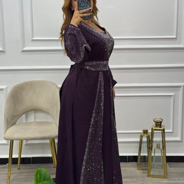 قفطان القمر 179