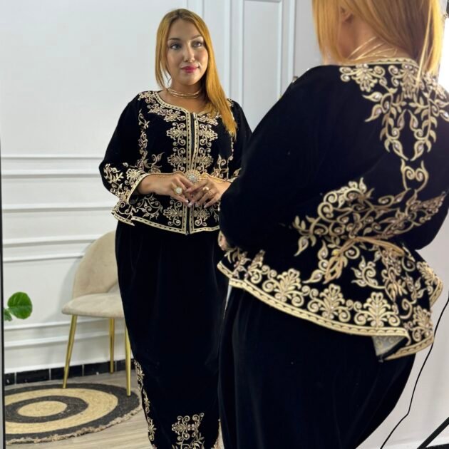 كراكو الهلال طرز شعرة الجديد 198