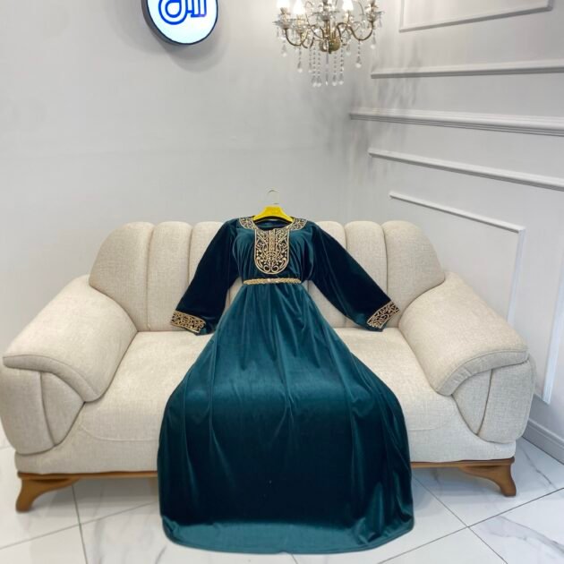 جبة احرف عربية قطيفة روايال كود 164